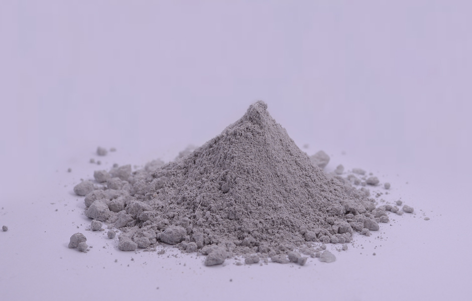 钢包刚玉浇注料